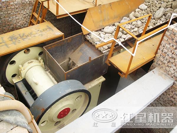 石子破碎機作業現場