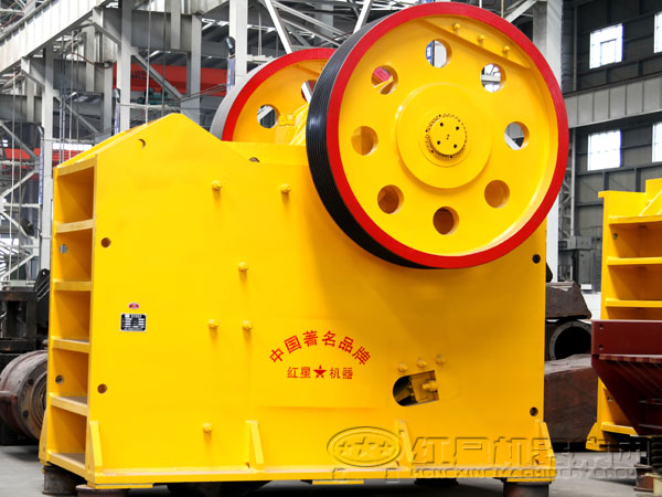 大型顎式破碎機
