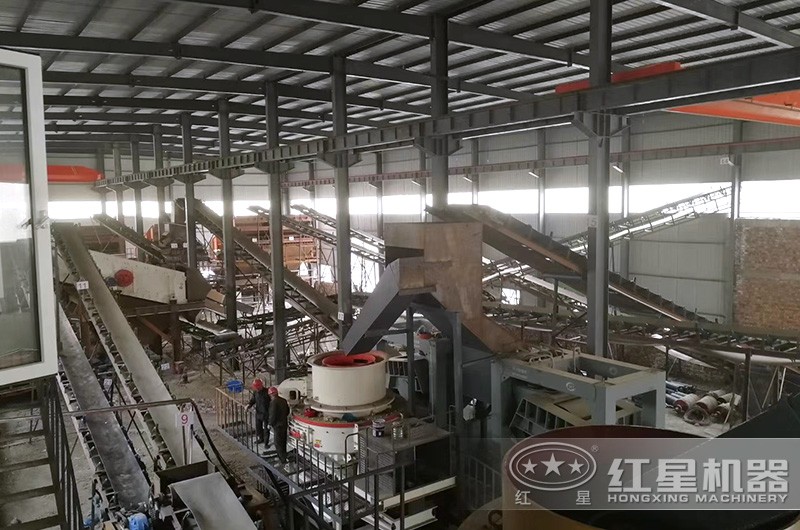 一套制砂機生產線作業現場