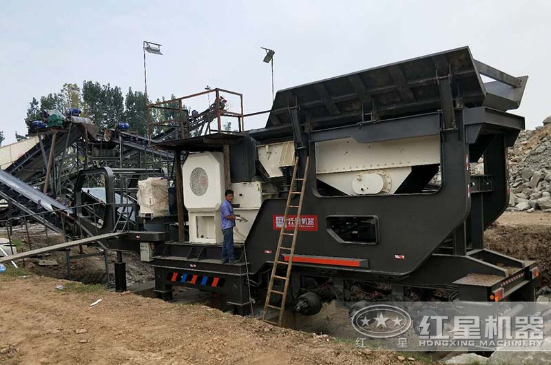 移動破碎機生產現場